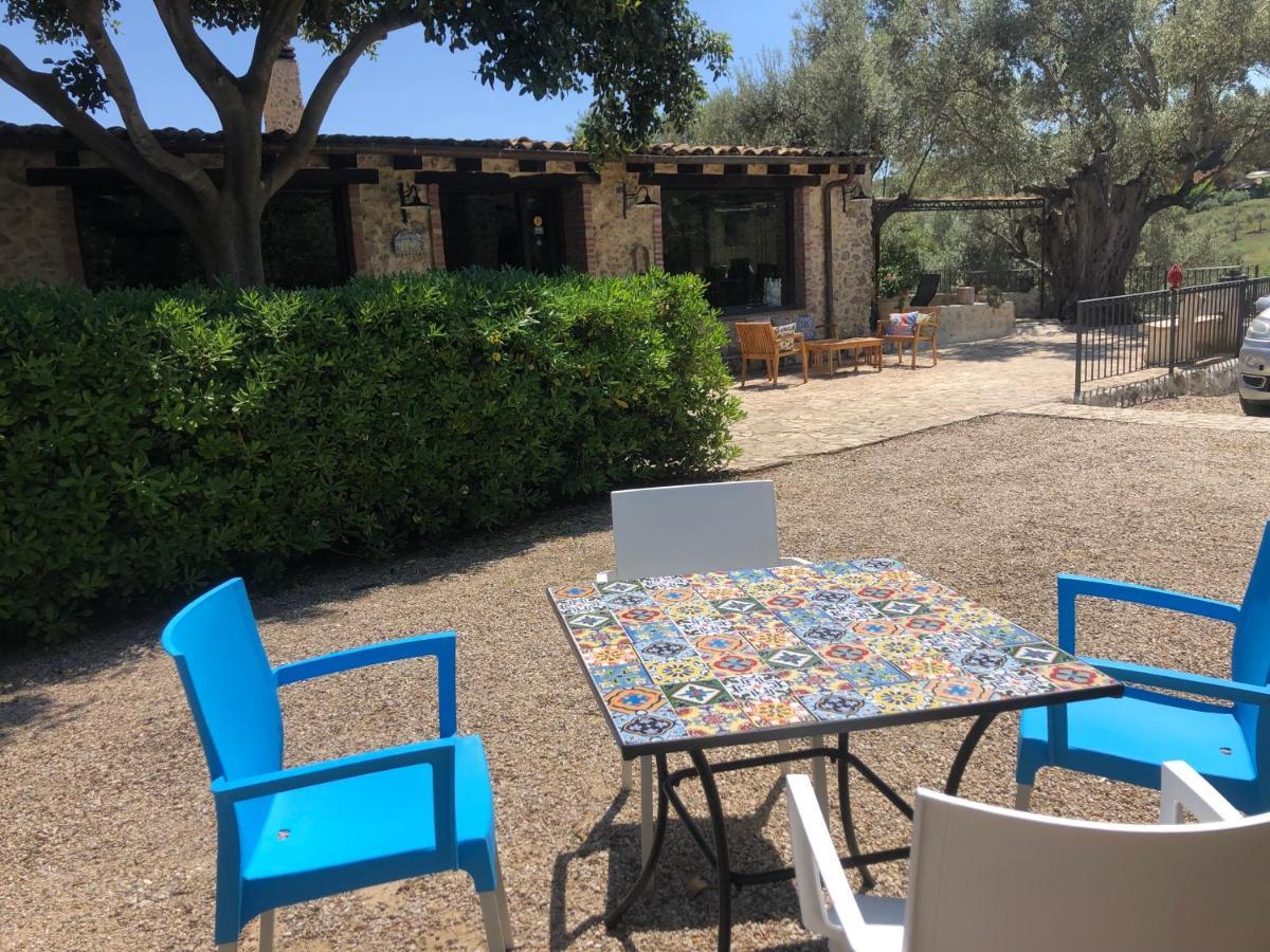 agriturismo roba degli ulivi Villa Agrigento Esterno foto