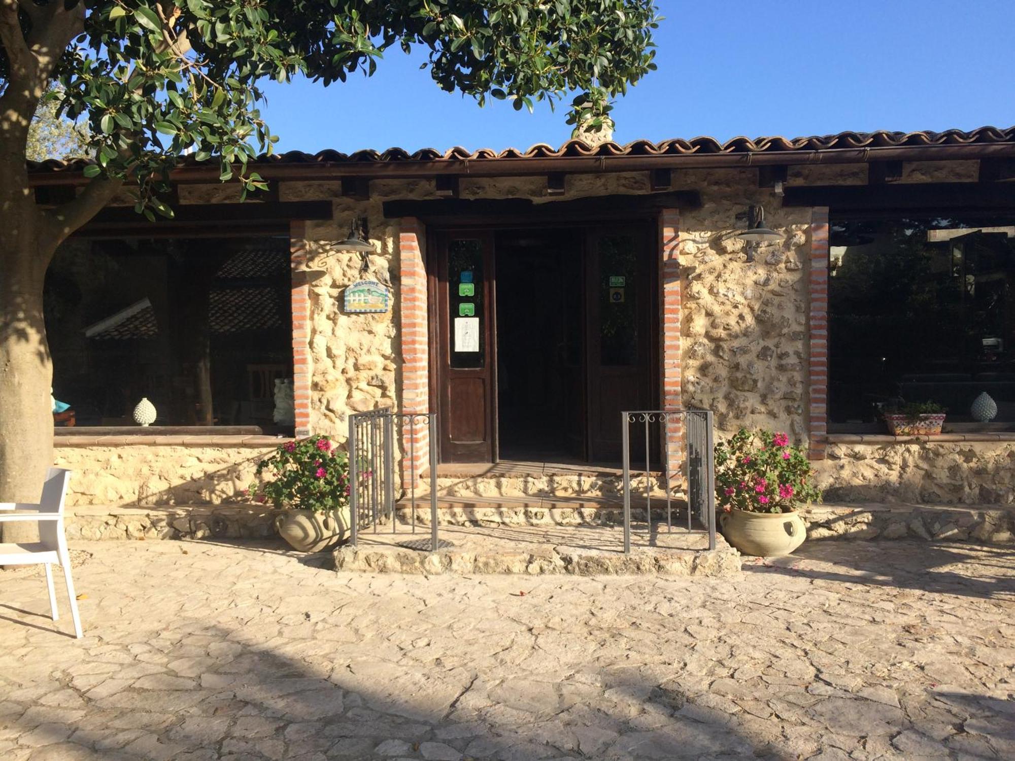 agriturismo roba degli ulivi Villa Agrigento Esterno foto