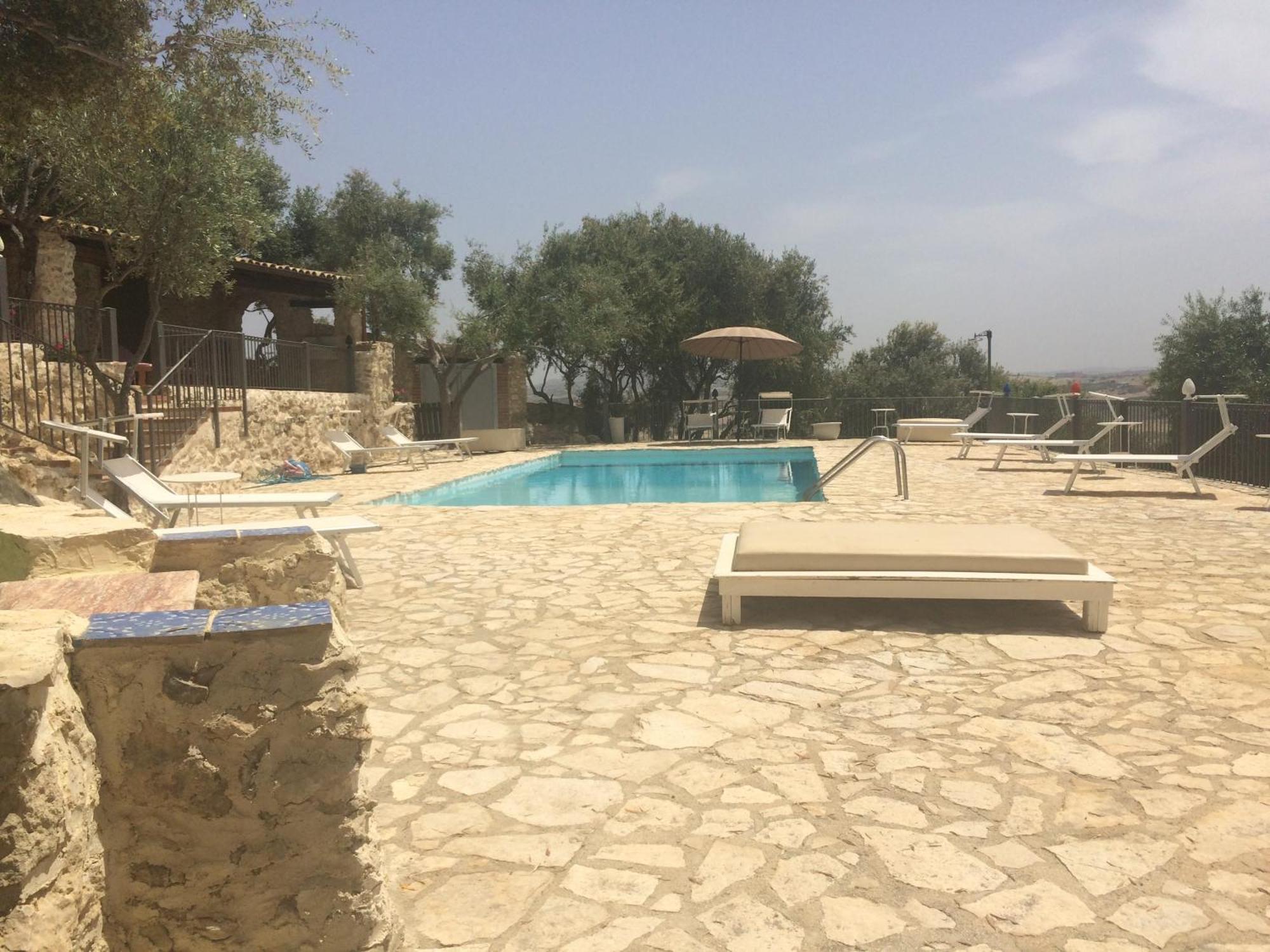 agriturismo roba degli ulivi Villa Agrigento Esterno foto